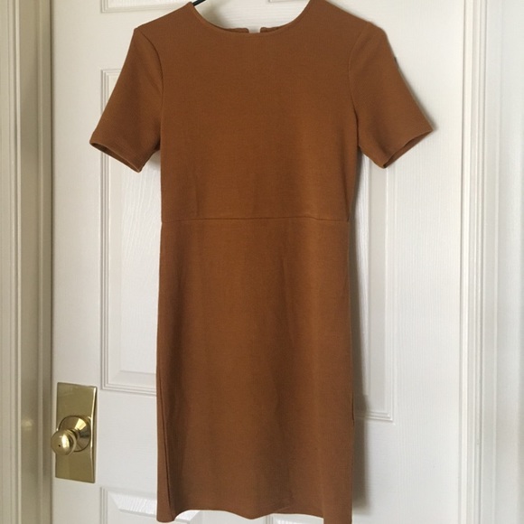 LACE UP BACK DRESS - Picture 2 of 5